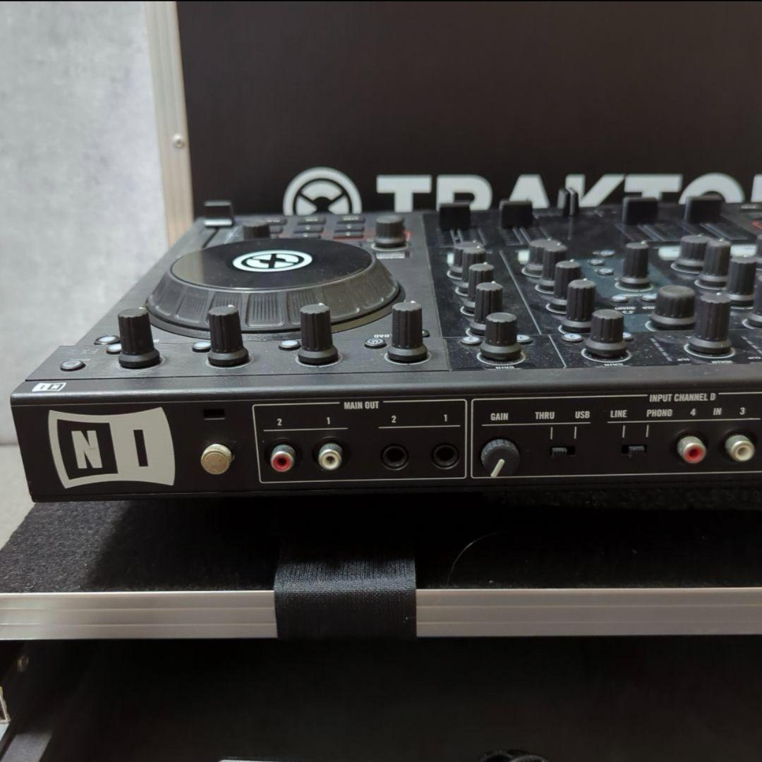 【TRAKTOR】 KONTROL S4 フライトケース付き