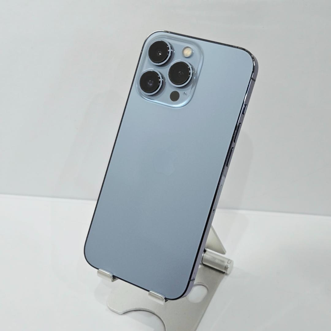 04 iPhone13Pro シエラブルー SIMフリー目立った傷や汚れなし