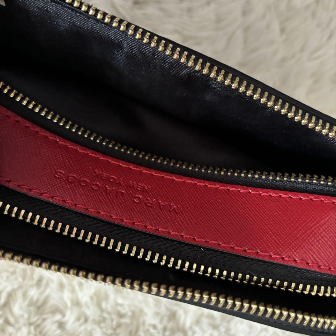 MARC JACOBSマークジェイコブス ショルダーバッグ 赤黒 ワイン