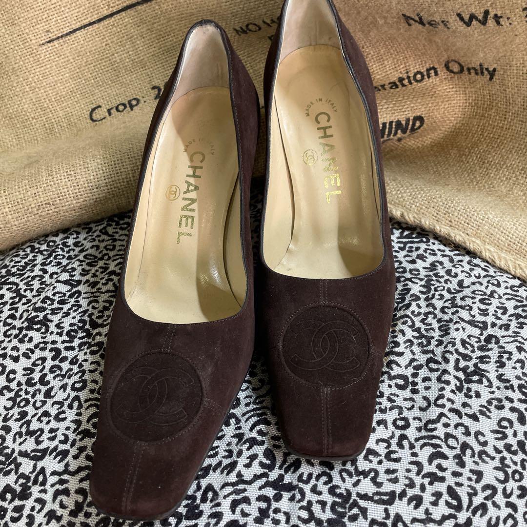 CHANEL ブラウン スエード パンプス