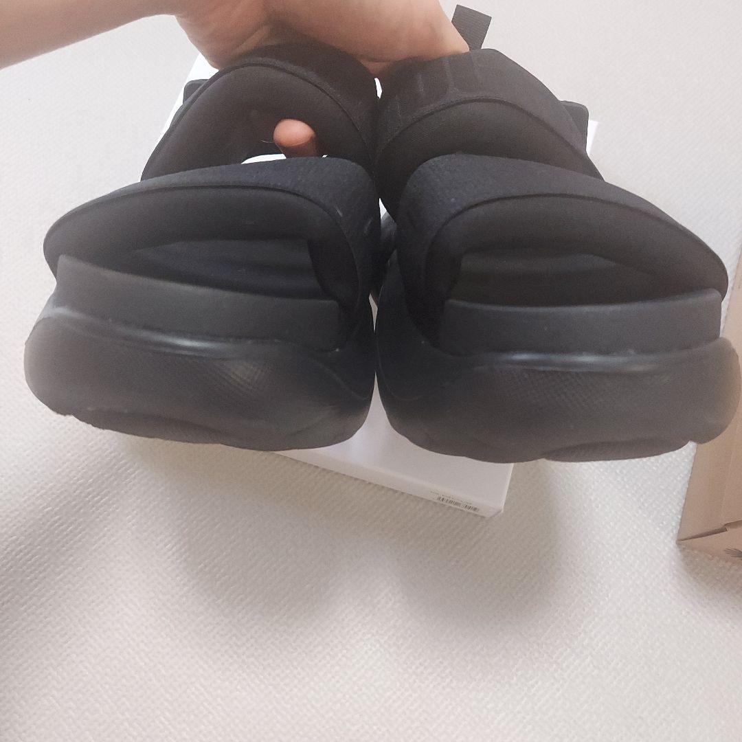 再値下!!】UGG クラウドスポーツサンダル ブラック 25cm 再値下!!】UGG クラウドスポーツサンダル ブラック 25cm
