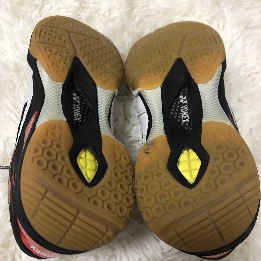 【美品】YONEX バドミントン トレーニングシューズ 65Z