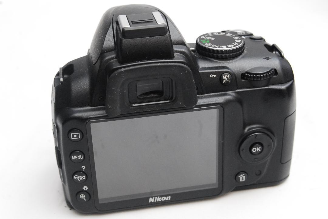 Nikon D3000/AF NIKKOR VR 18-55 (良品）