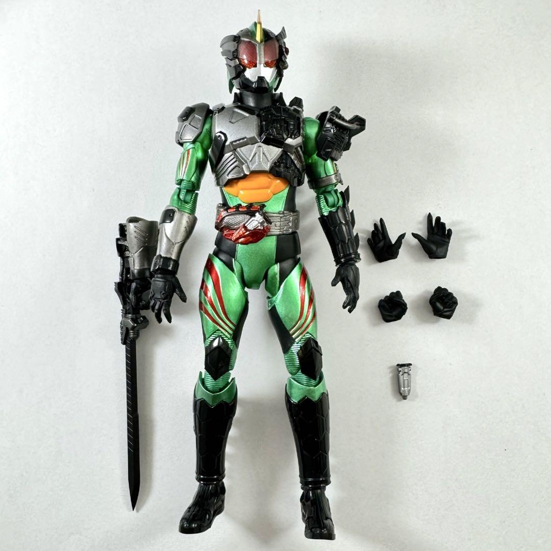 S.H.フィギュアーツ 仮面ライダーアマゾンズ ニューオメガ & ネオセット