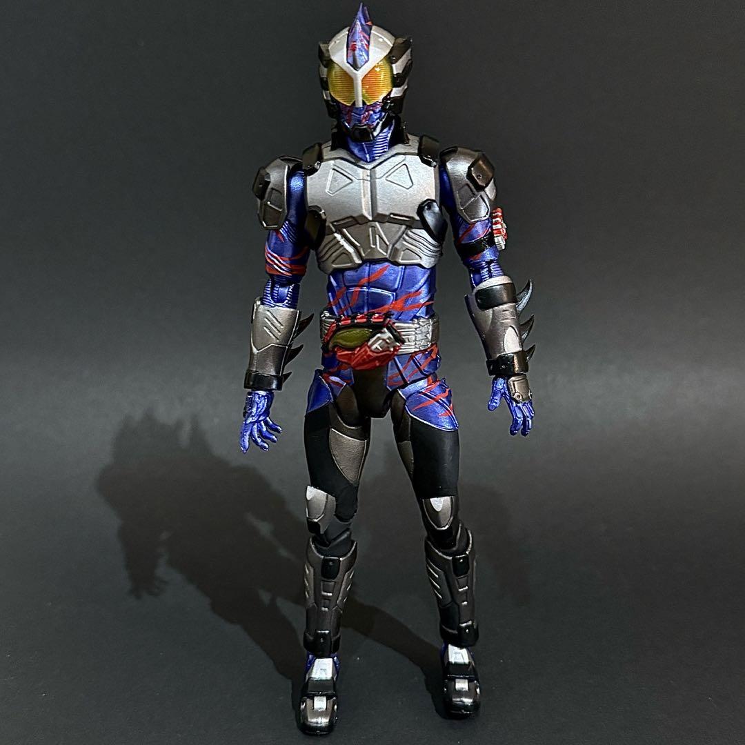 S.H.フィギュアーツ 仮面ライダーアマゾンズ ニューオメガ & ネオセット
