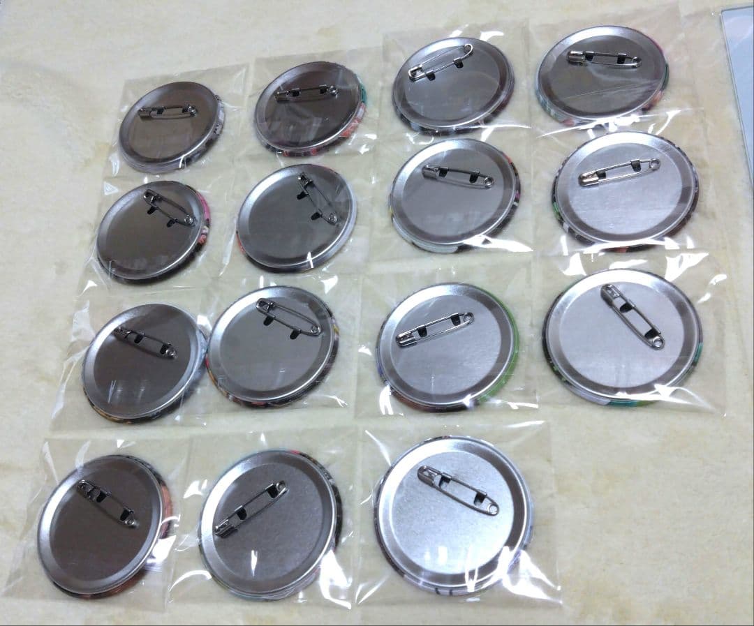 ダービー馬列伝くじ トレーディング缶バッジ メモリアルプレート ダービー馬列伝くじ トレーディング缶バッジ メモリアルプレート