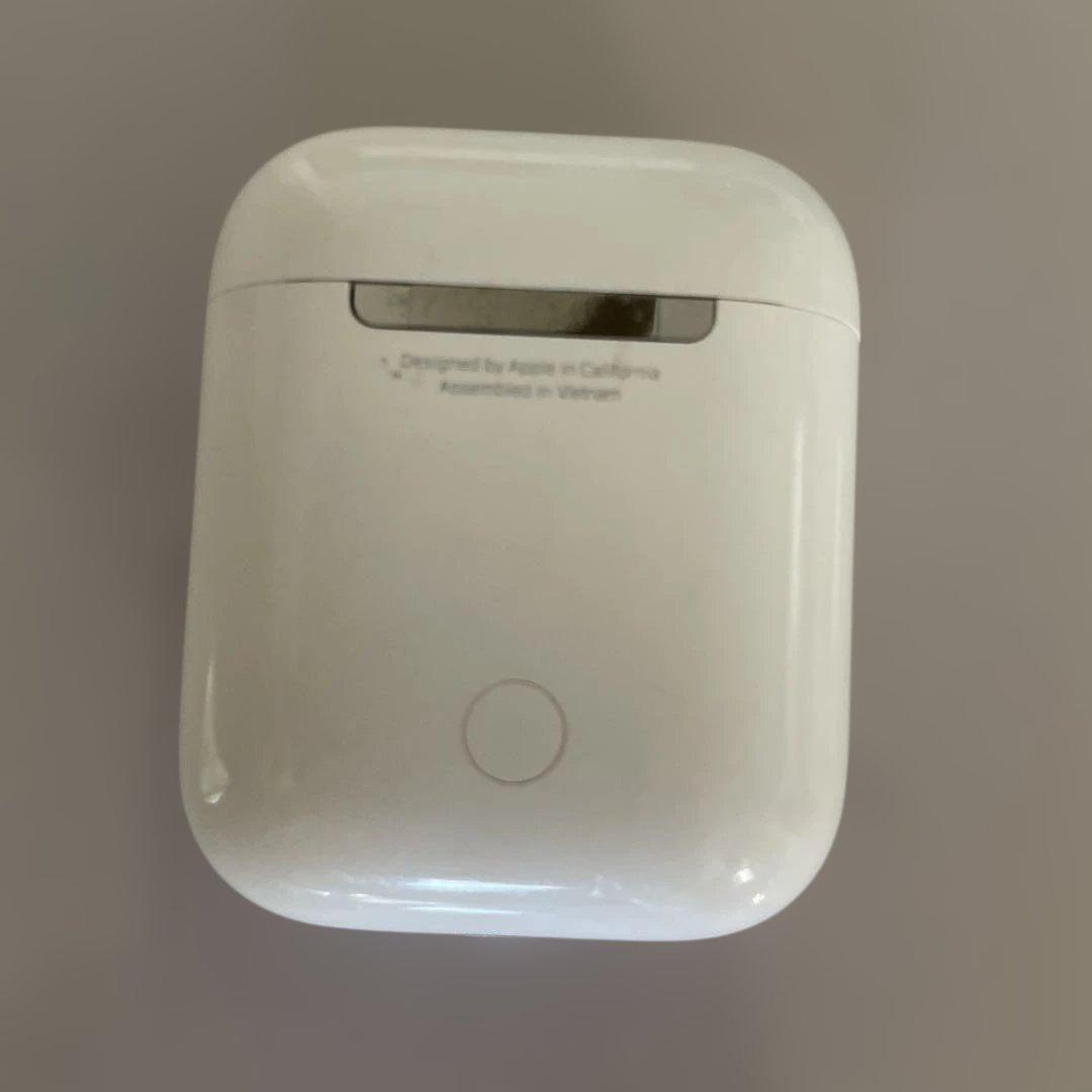 ☆ AirPods第2世代本体 ホワイト Amazon.co.jp: 【整備済み品】 Apple AirPods (第2世代) with