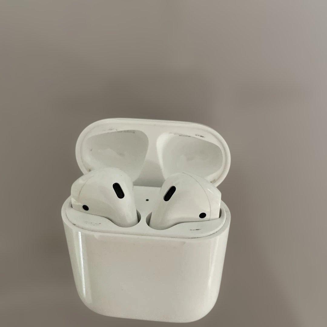 AirPods 第2世代 本体 ホワイト - メルカリ