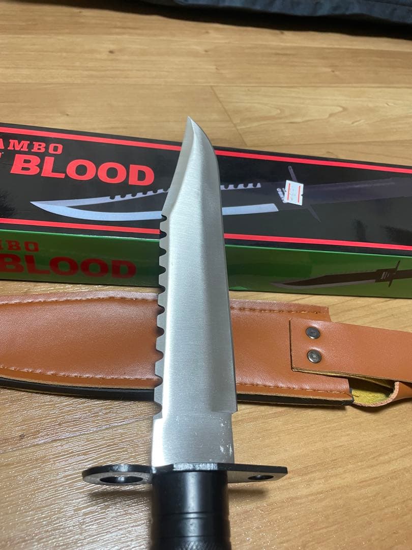 ナイフやや傷や汚れあり