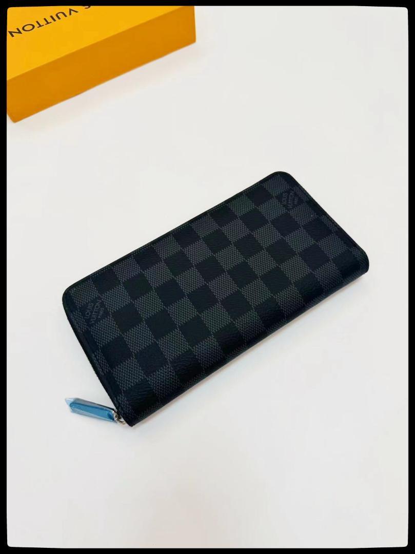 【即購入⭕️新品完売】 長財布