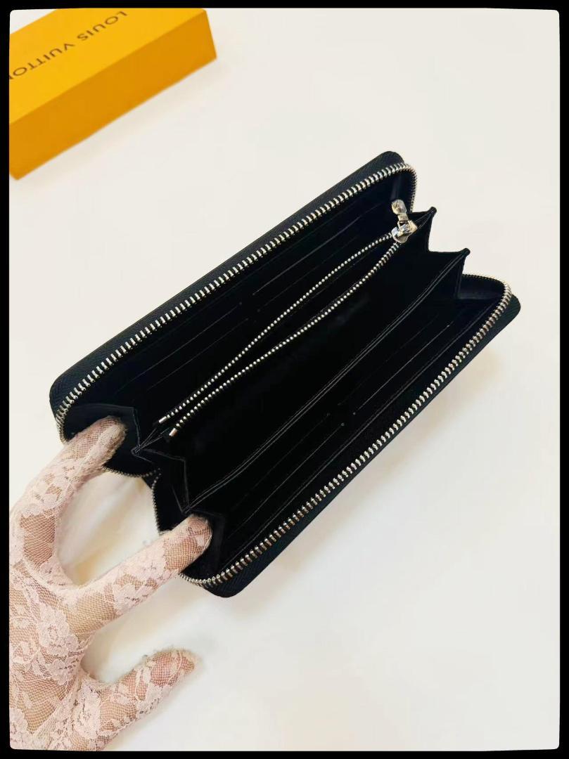 【即購入⭕️新品完売】 長財布