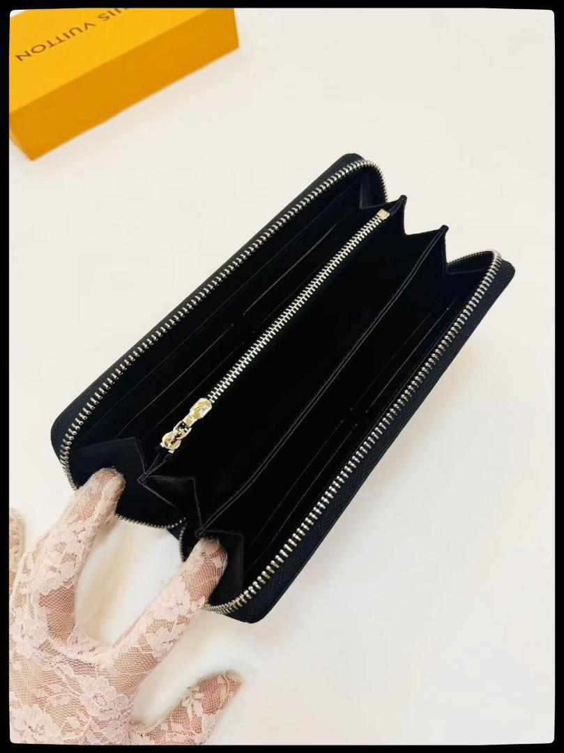 【即購入⭕️新品完売】 長財布