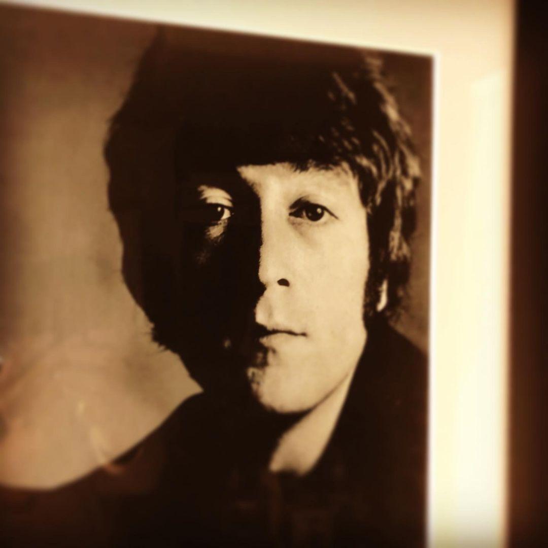 The Beatles リチャードアベドン　ビートルズアート豪華フレーム付