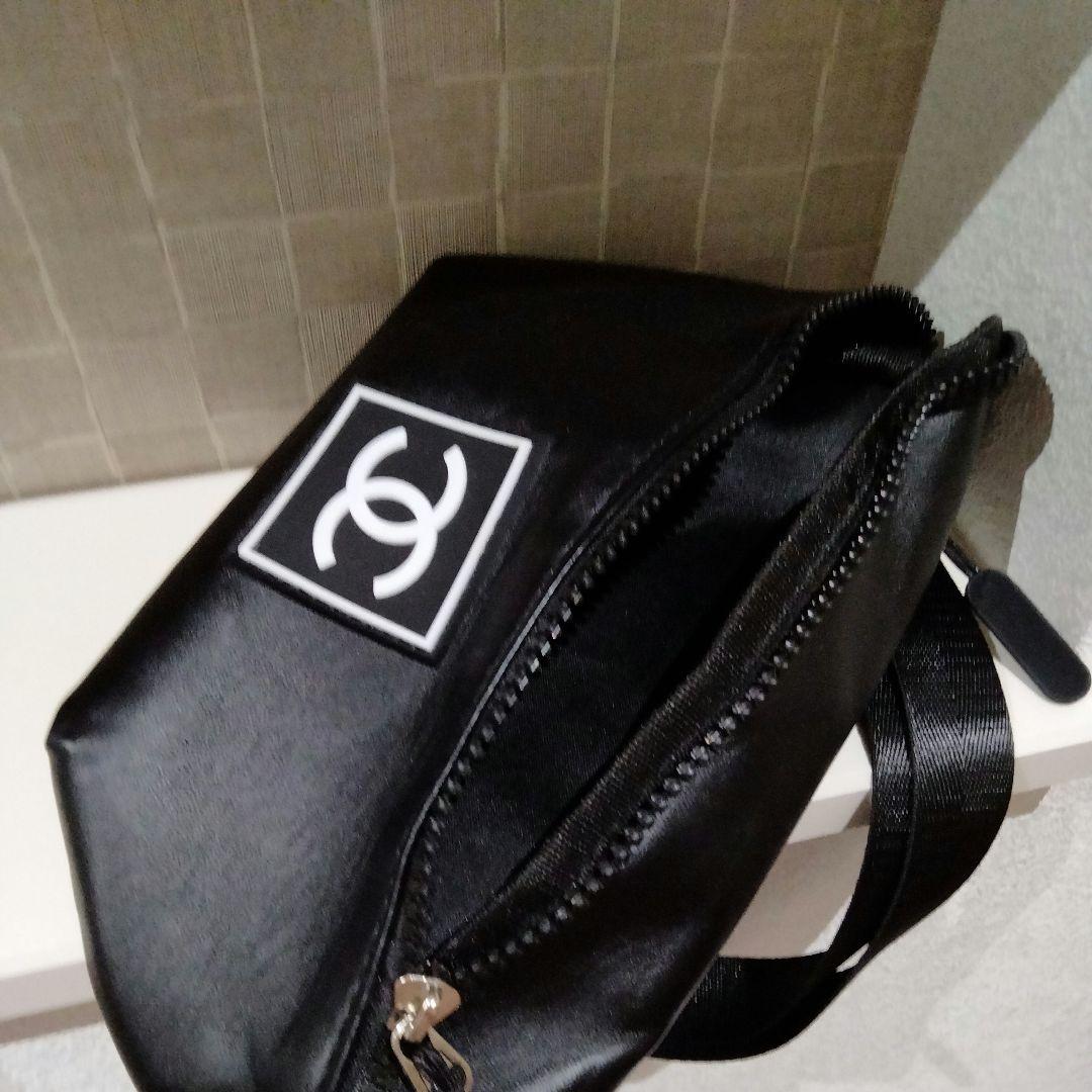 ボディバッグ ブラック Arc'teryx Crossbody Bag ボディバッグ｜トゥモローランド 公式通販