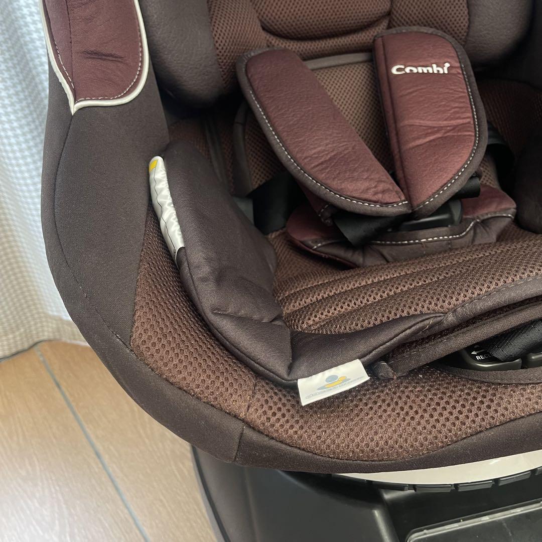 丸洗い済！コンビ ネルーム ライト ISOFIX チャイルドシート