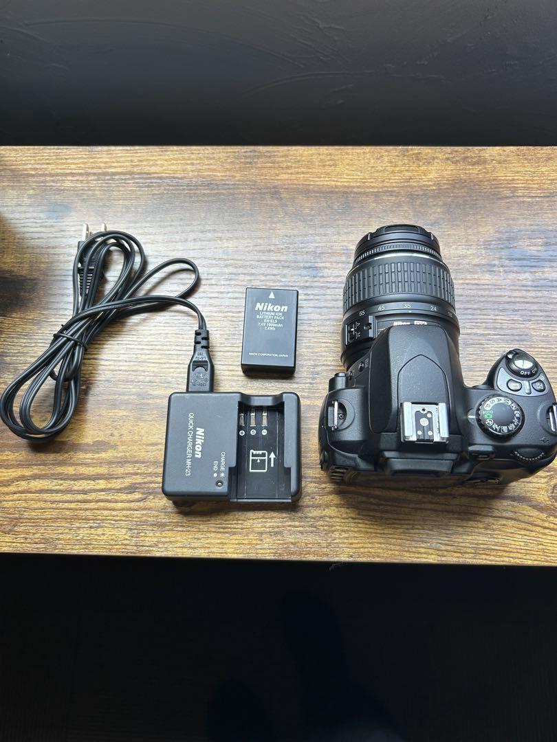 u*o様 Nikon D40 デジタル一眼レフカメラ 標準レンズ付き　⭐︎売り切