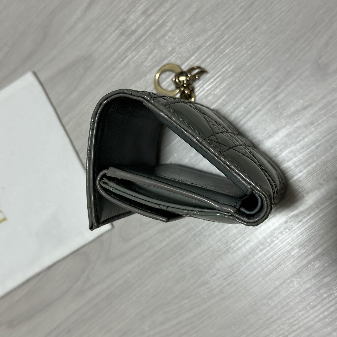美品 Dior レディディオール パテントレザー 三つ折り財布