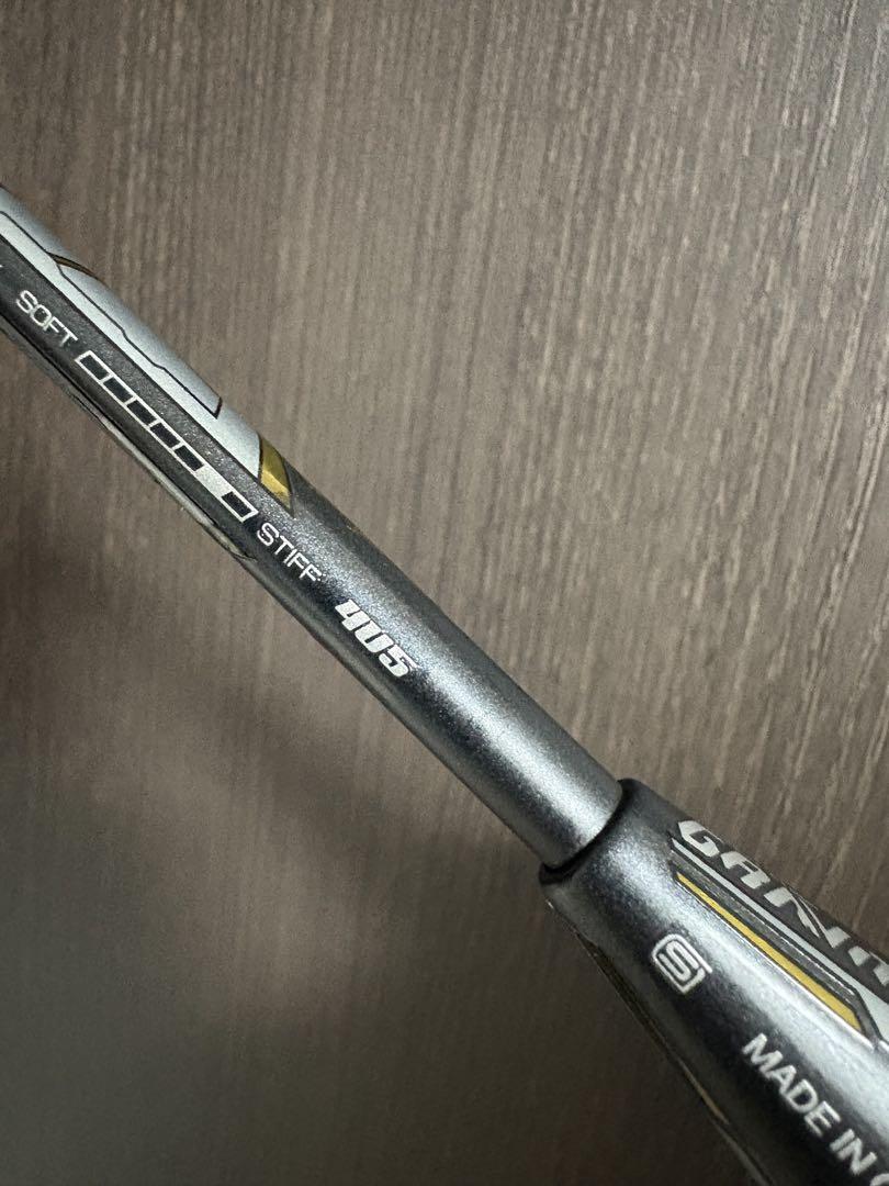 ゴーセン GRAVITAS 8.0 SX 4U5 GOSENバドミントンラケット