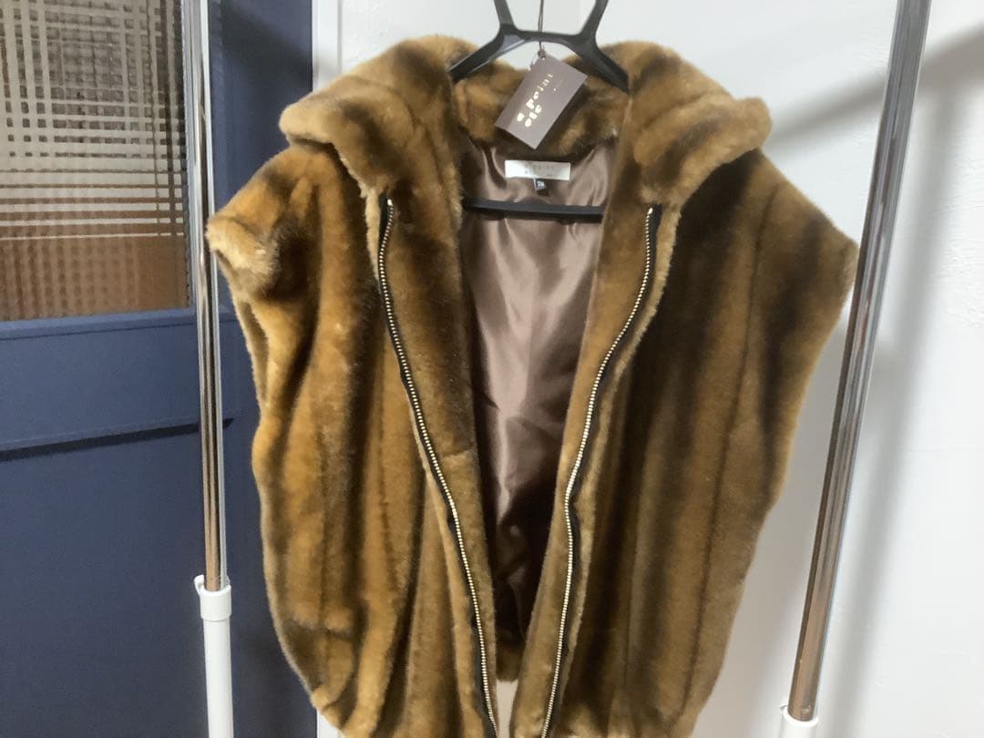 ドゥーズィエムクラス アーポアンウテセ フェイスファーベスト ドゥーズィエムクラス アーポアンウテセ フェイスファーベスト