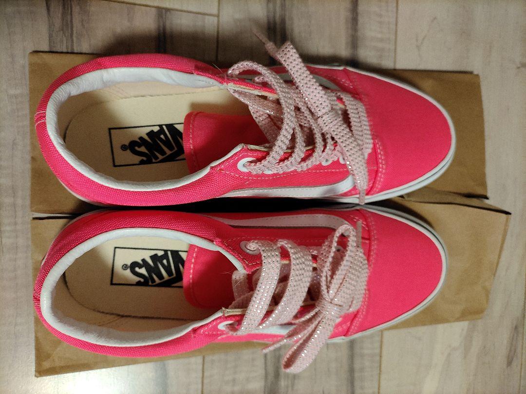 VANS スニーカー25.5cm 蛍光ピンク - メルカリ