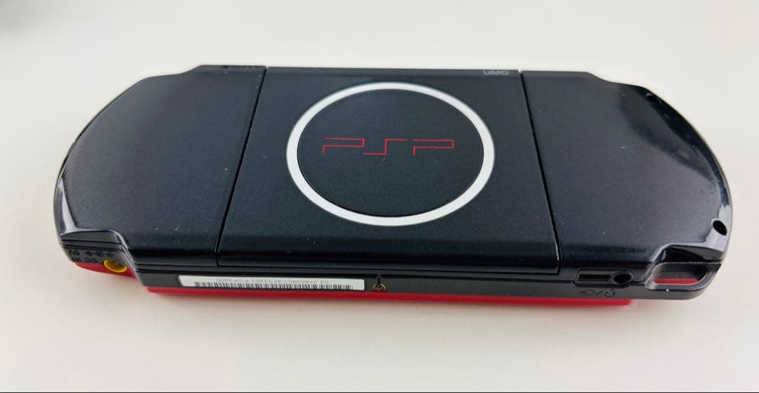 PSP3000 バリューパック レッド ブラック 赤 黒 SONY ポータブル PSP3000 バリューパック レッド ブラック 赤 黒 SONY ポータブル