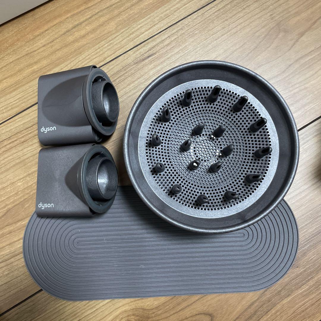 ダイソンドライヤー付属品