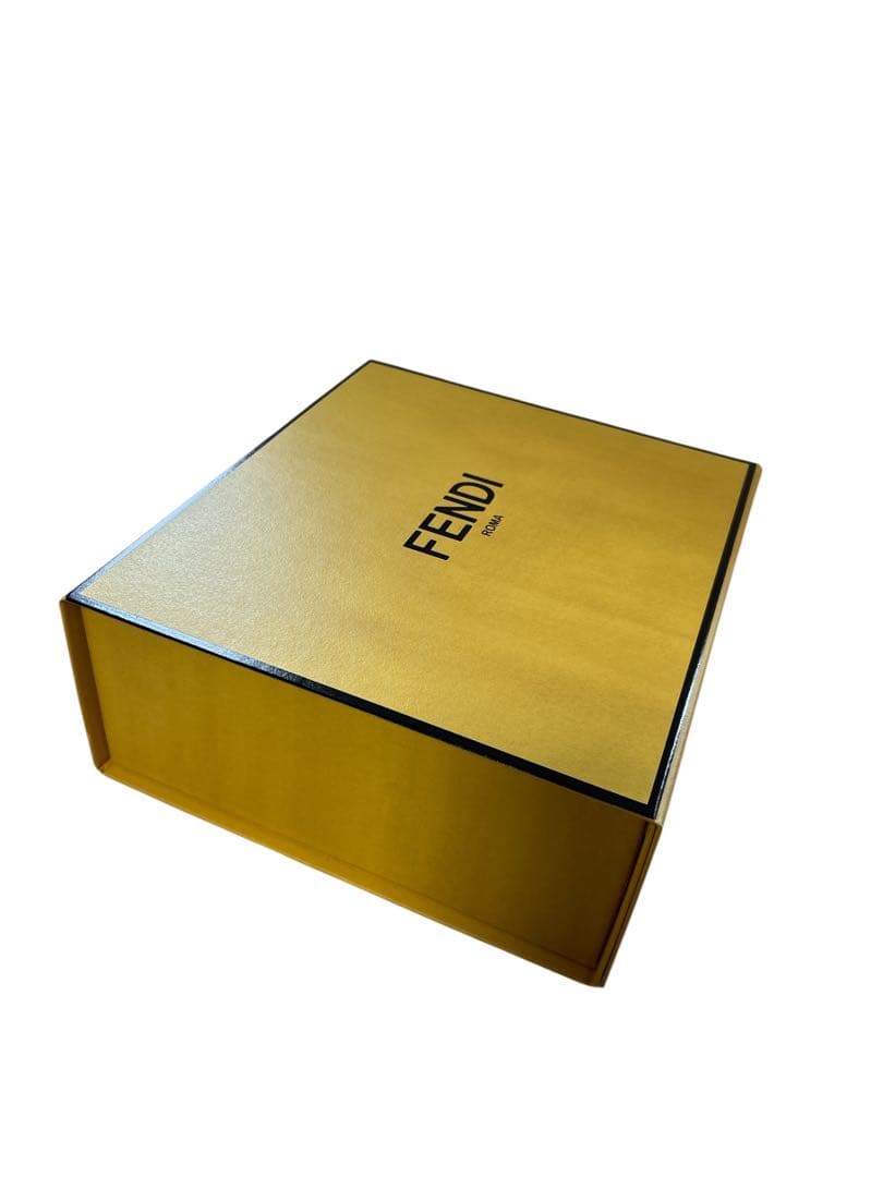 新品同様 FENDI ネクタイ ズッカ柄 箱付き