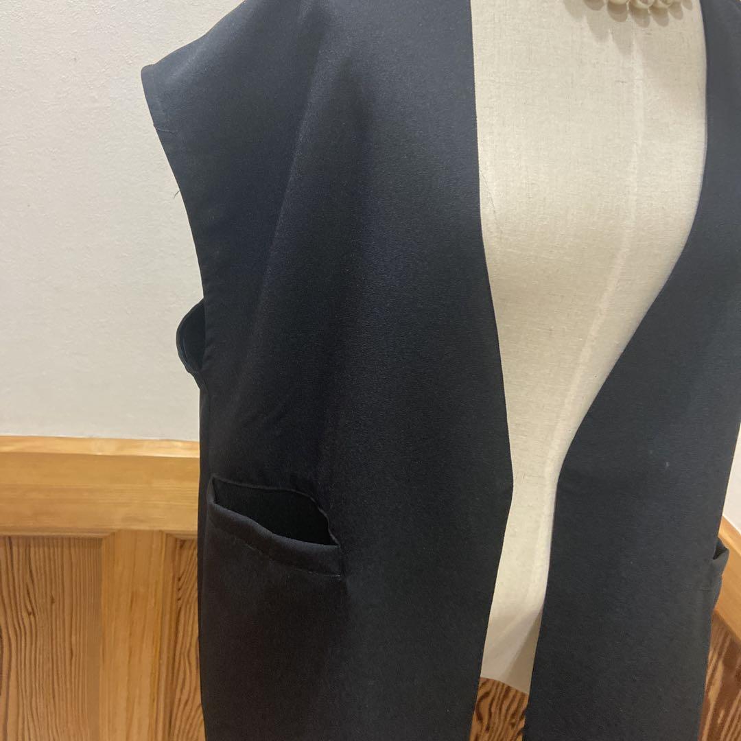ブラック ノースリーブ ジレ、パンツ セットアップ16666→