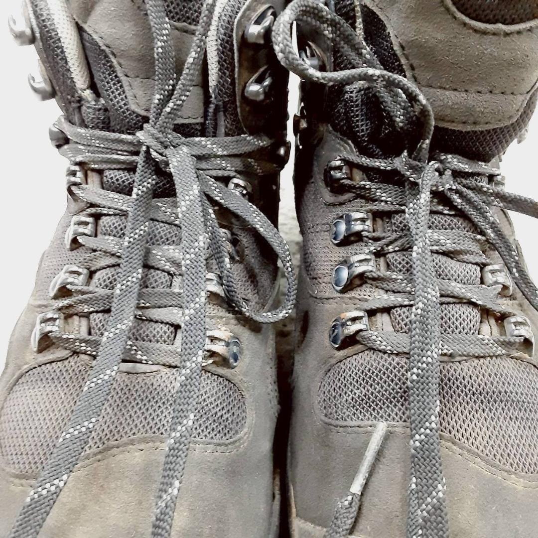 美品 22.5㎝◎Caravan キャラバン 登山靴 ブラック 黒 防水 美品 22.5㎝◎Caravan キャラバン 登山靴 ブラック 黒 防水