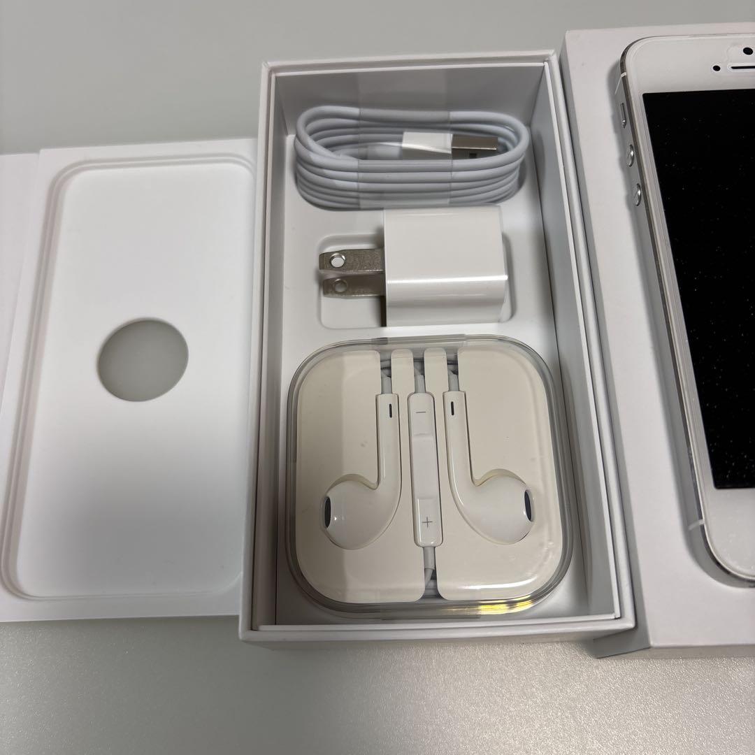 ★希少ほぼ新品 ★ Apple iPhone 5s ★ゴールド★64GB 本体★