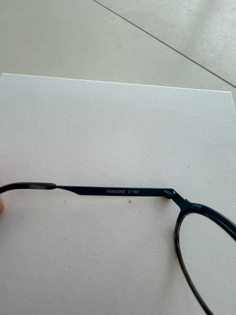 ANNE ET VALENTIN アンバレンタインメガネ