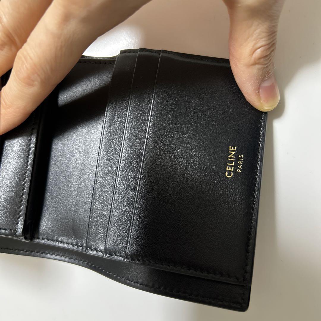 【ほぼ未使用】CELINE セリーヌ 三つ折りブラック