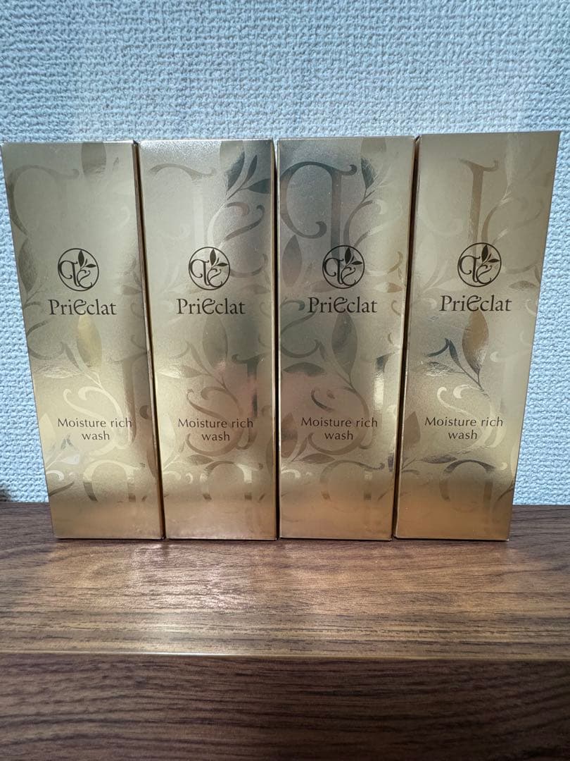 プリエクラモイスチャーリッチウォッシュ4本セット新品未使用品