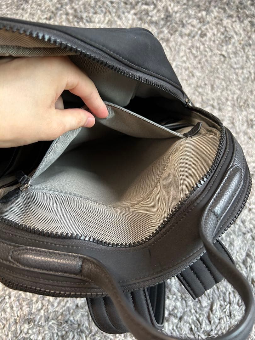 COLE HAAN コールハーン アンビション ネオプレン バック リュック