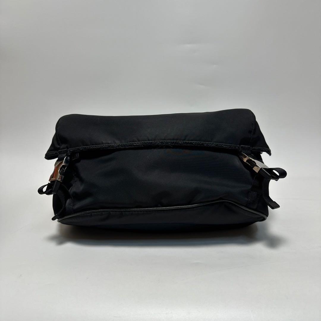 s76 【近年モデル】Gカード付　プラダサフィアーノ黒ウエストバッグ2VH991