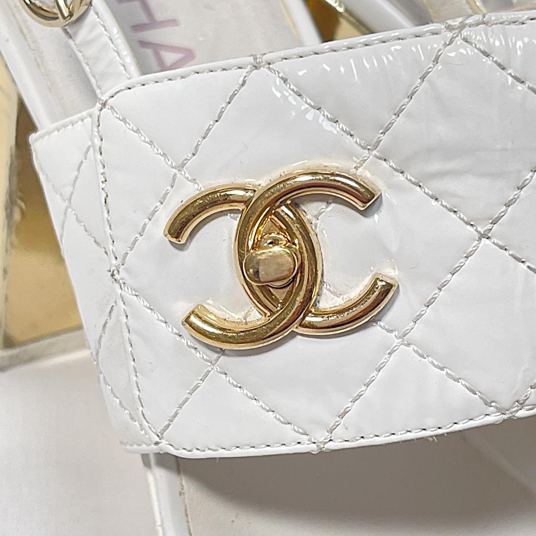 【一部予約！】 パテント シャネル CHANEL ココマーク 1/2 37 ホワイト サンダル 靴