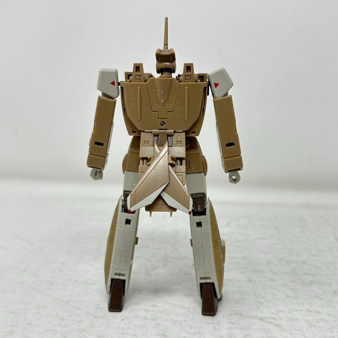 R マクロス