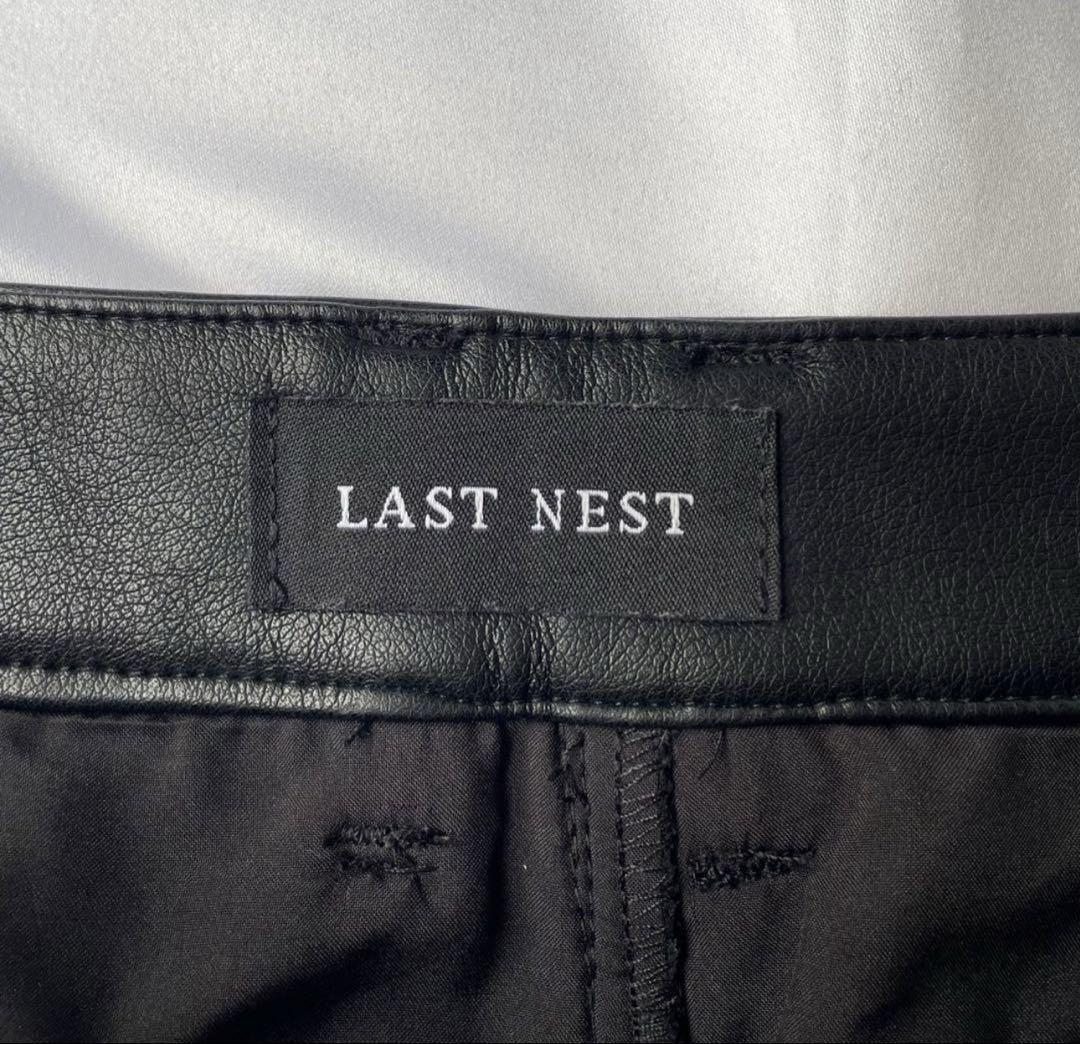 last nest ラストネスト フェイクレザー フレア パンツ バットホップ