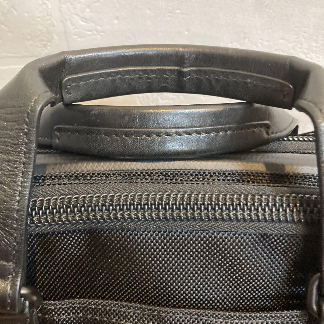 VICTORINOX レキシコン プロフェッショナル  ディビジョン13