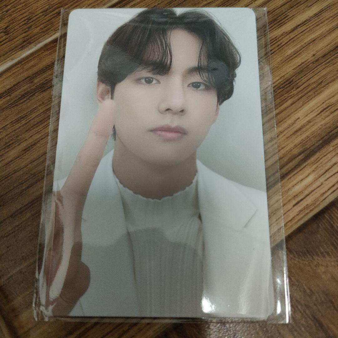 BTS V トレカ 71KP3yLFbJL._UF350,350_QL50_.jpg