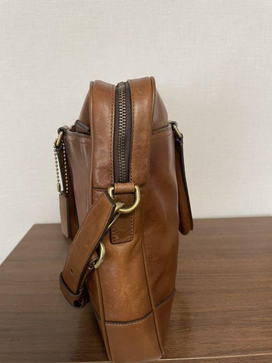 人気大得価▔ 極美品 ブリーフケース ダックブラウン フランスで購入 Y3qUv-m40310371204 コーチ ビジネスバック 数量限定得価