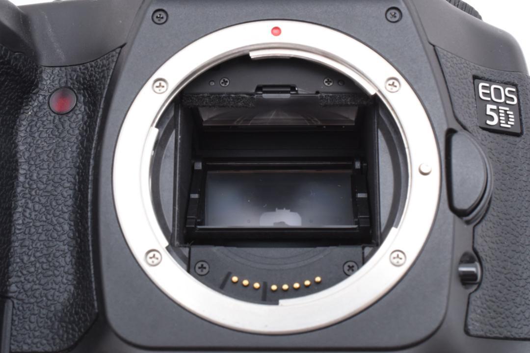 美品 Canon EOS 5D ボディ デジタル 一眼レフカメラ