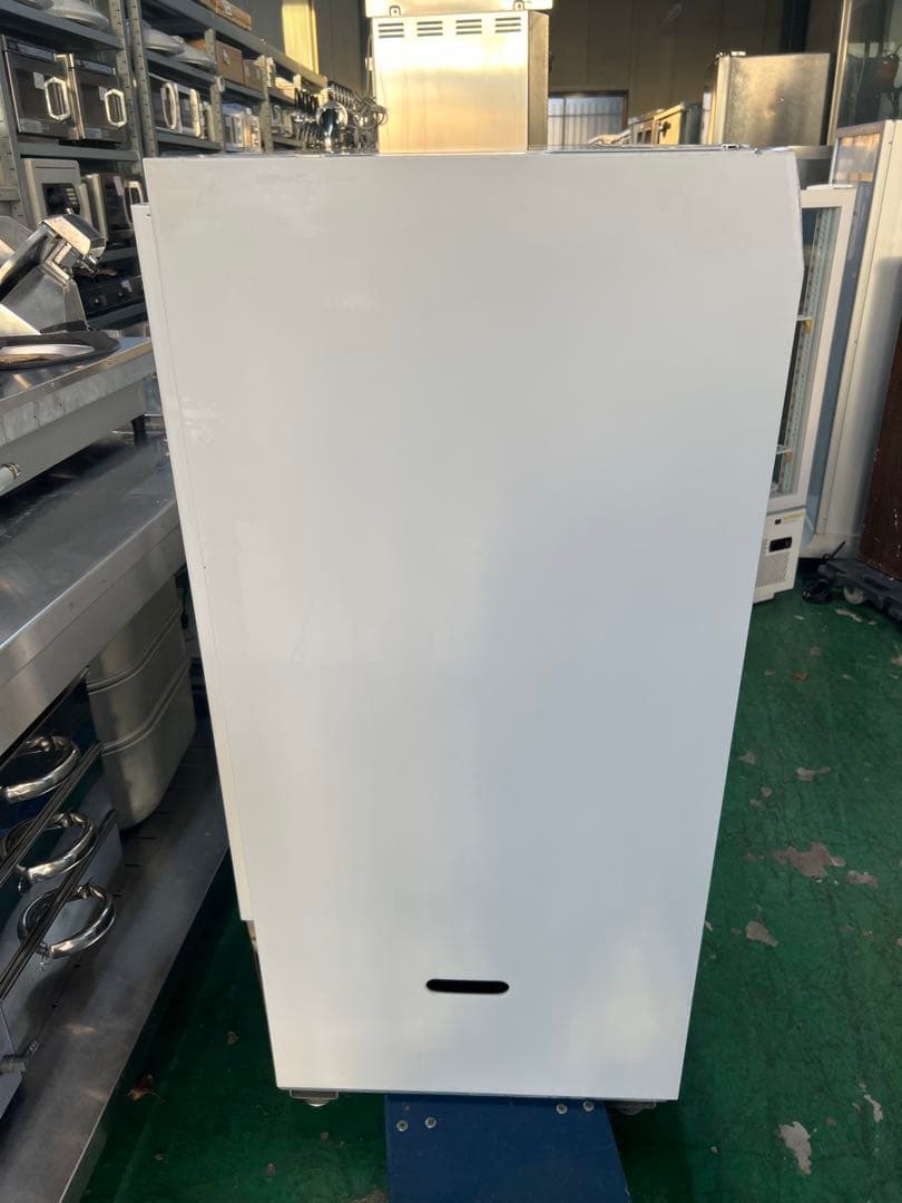 サンデン両面開き冷蔵ショーケース傷や汚れあり