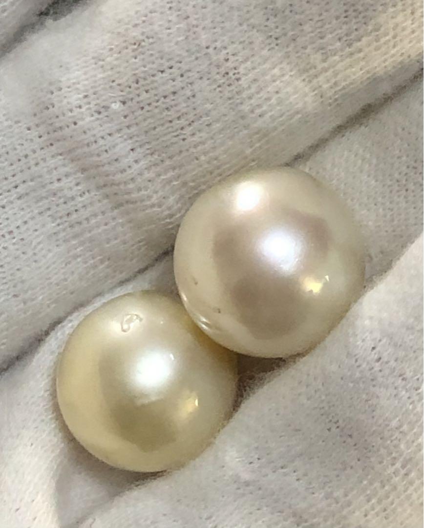 K14WG 天然南洋白蝶ゴールデン真珠　丸系ピアス　14.55/14.20mm