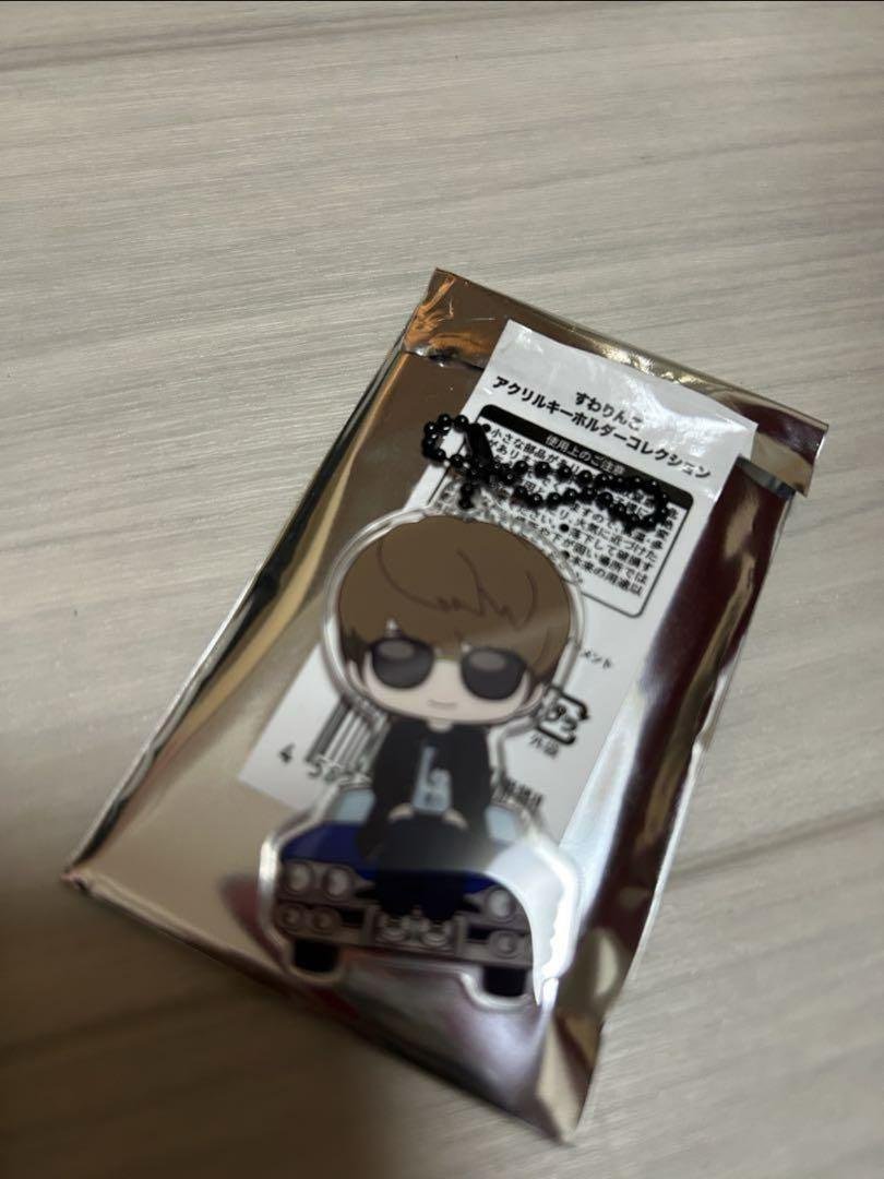 高品質 GLAY JIRO すわりんこアクリルキーホルダー - メルカリ ミュージシャン