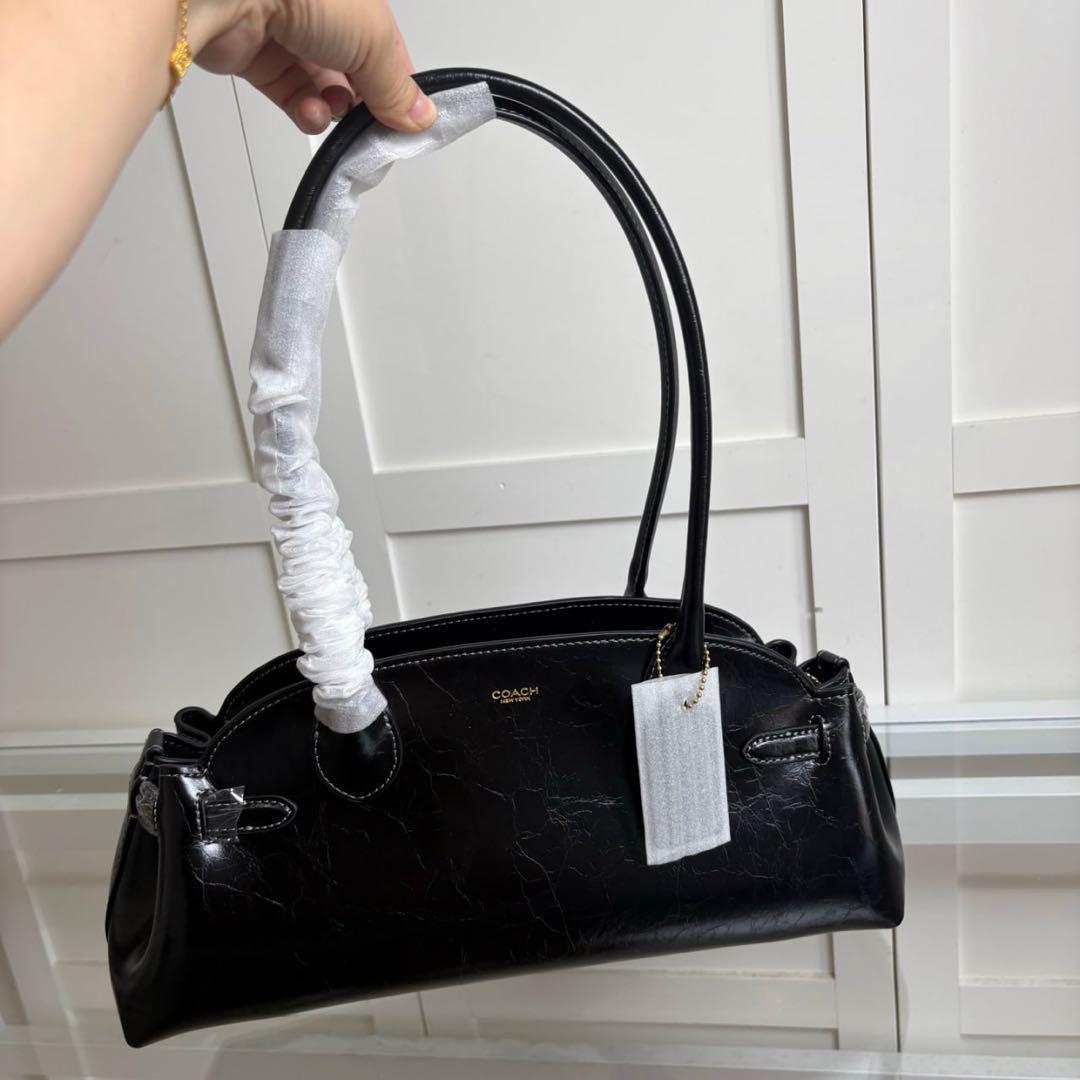 COACH EMPIRE CARRYALL ショルダーバッグCAM03黑 - メルカリ COACH EMPIRE CARRYALL ショルダーバッグCAM03黑 - メルカリ