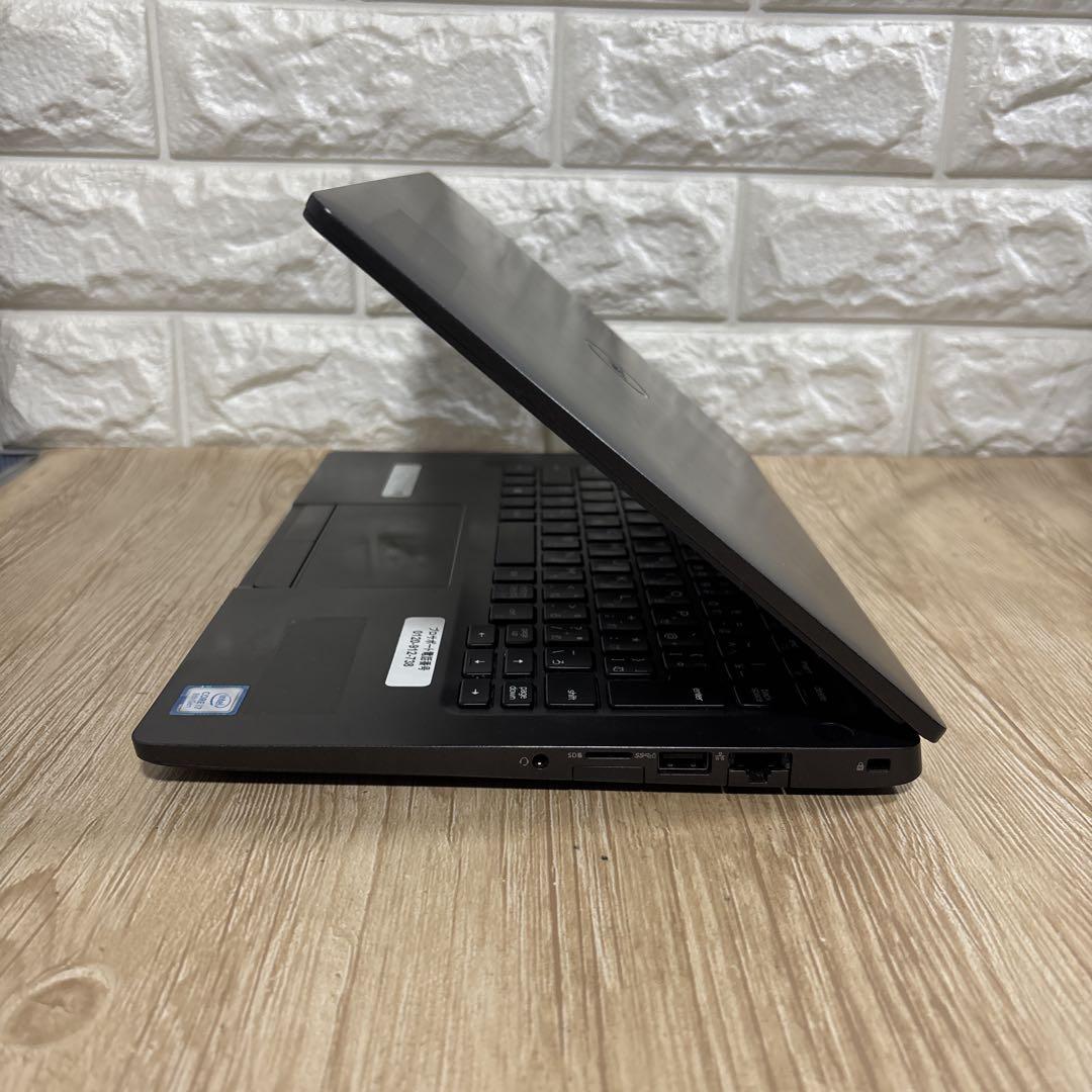 DELL latitude 5300 i7-8665Uメモリ8GB指紋認証
