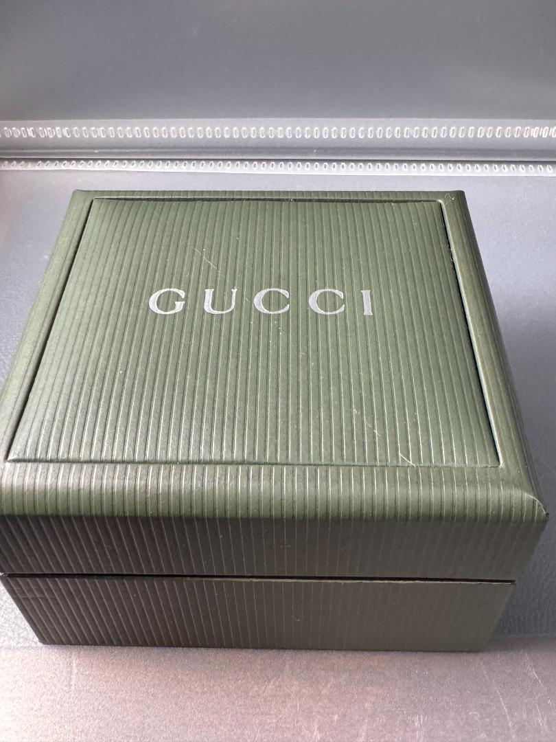 GUCCI ゴールド腕時計 ホースビットデザイン スイス製