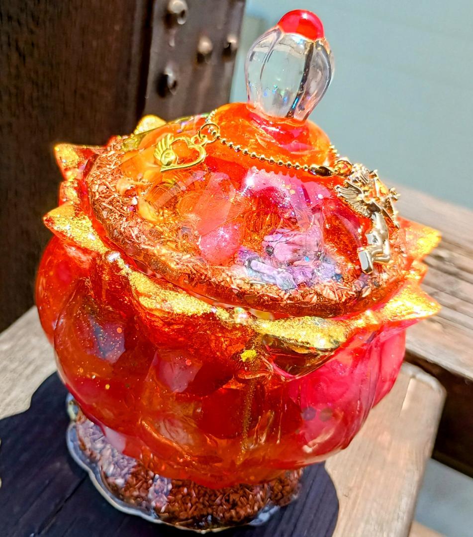 第1CHAKRA✧壺型のオルゴナイト