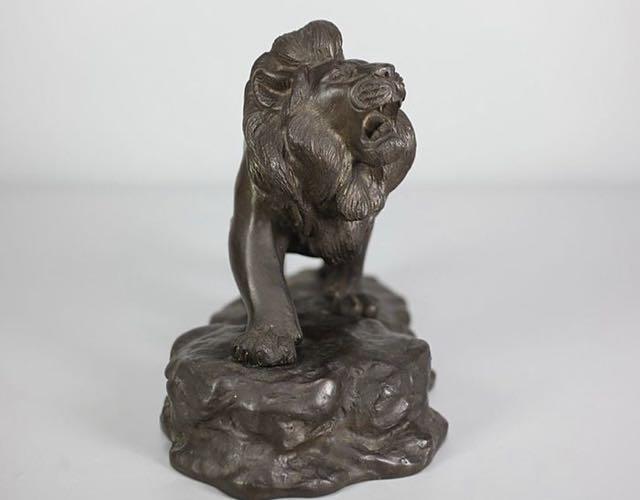 時代銅製 獅子置物 ライオン 在銘広光 明治時代 昭和時代